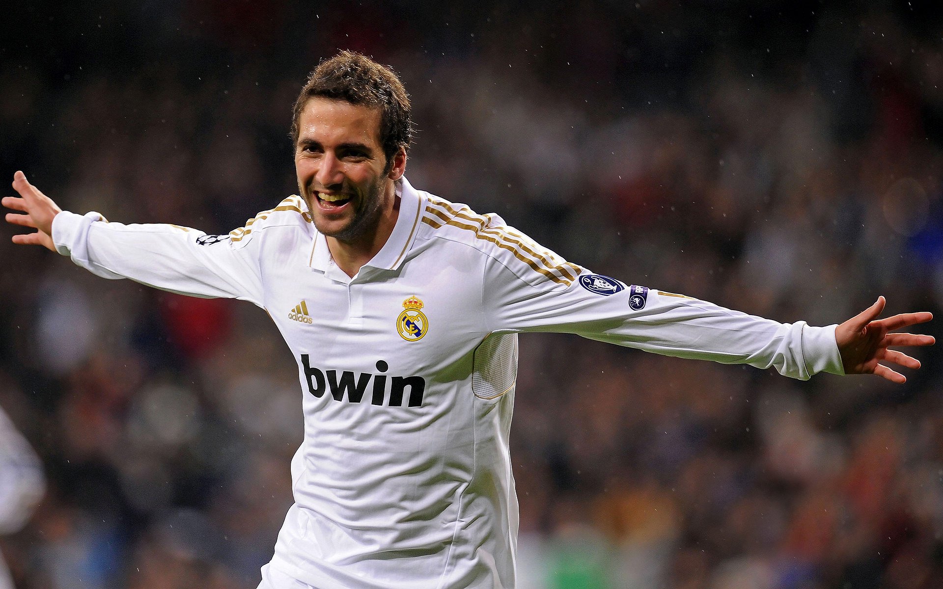 _温布尔登：草地决战，世界第一逆袭夺冠_，温布尔登在哪个城市